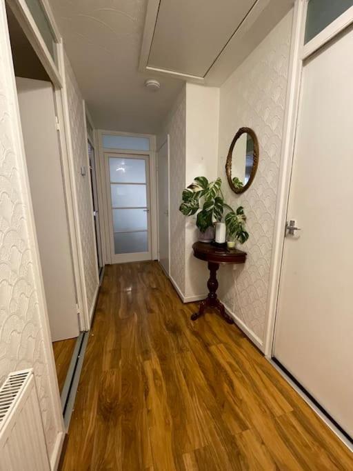 Spacious Bungalow In London, Near Central London, The Excel Centre And The O2, Ideal For Families Exterior foto